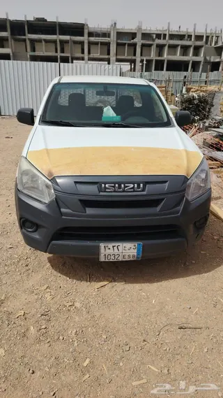 إيسوزو Mu X 2021