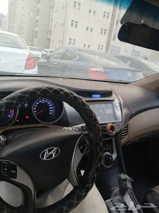 Hyundai Elantra 2012 — Haraj