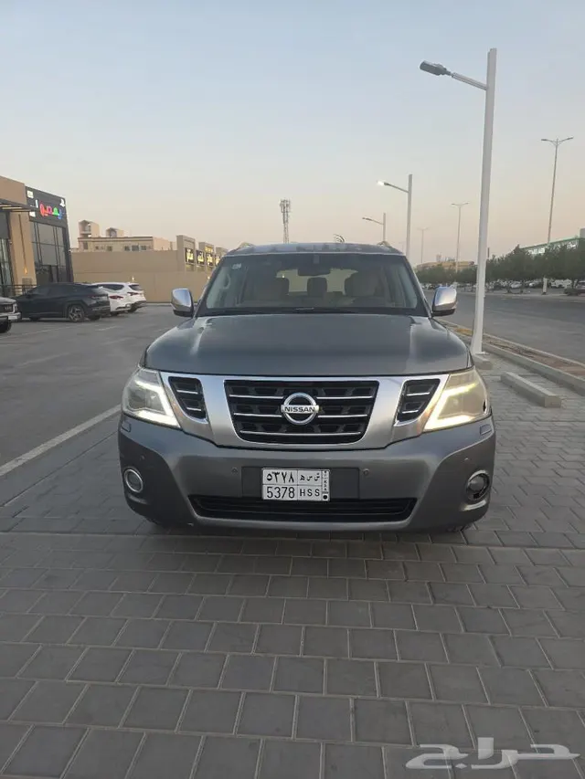 نيسان se باترول 2015