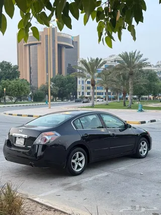 Nissan Altima 2010