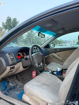 Nissan Altima 2010