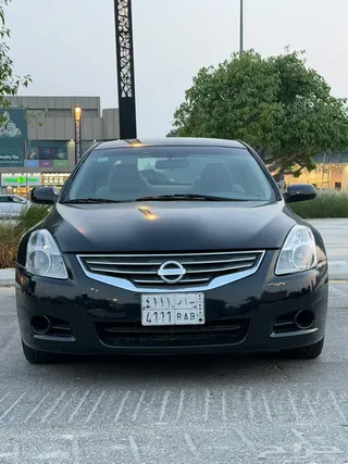 Nissan Altima 2010