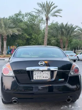 Nissan Altima 2010
