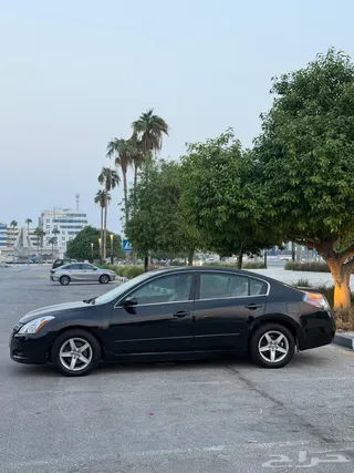 Nissan Altima 2010
