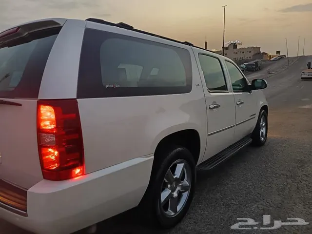 Chevrolet Suburban 2014