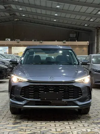 MG ZS 2025