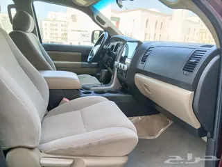 Toyota Sequoia 2010
