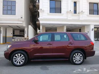 Toyota Sequoia 2010