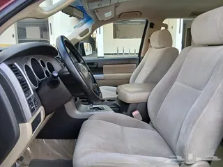 Toyota Sequoia 2010