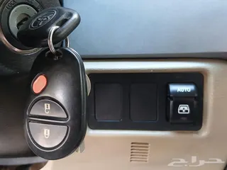 Toyota Sequoia 2010