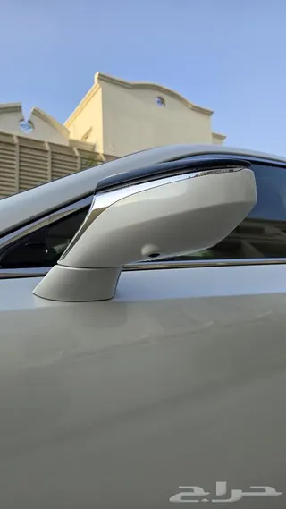 لكزس ES 300 2024