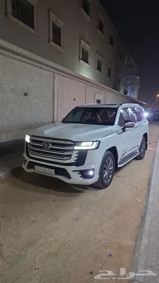 Toyota Land Cruiser 2024 — Haraj