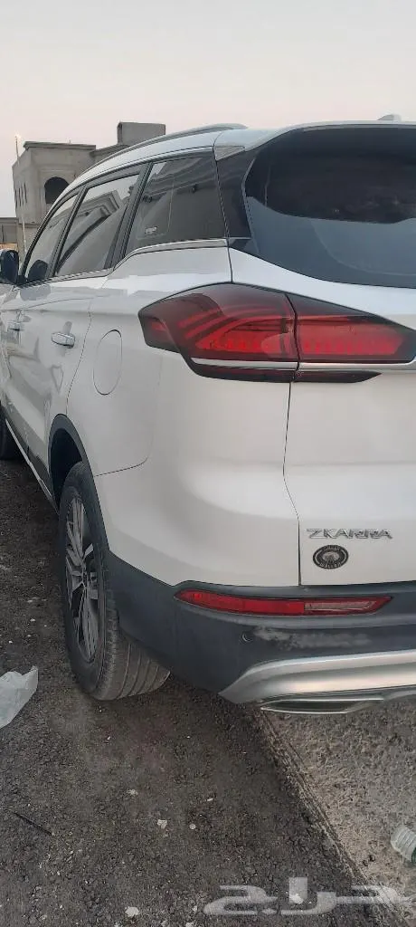 Geely Azkarra 2022