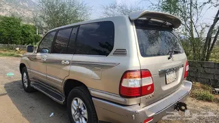 Toyota Land Cruiser 2006 — Haraj