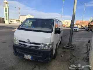 تويوتا هايس 2011