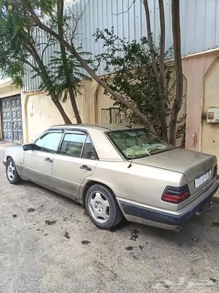 مرسيدس بنز Se 1993