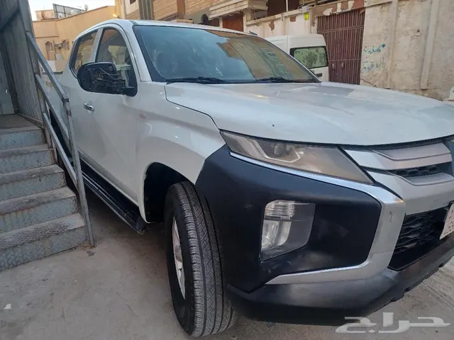 Mitsubishi L200 2020
