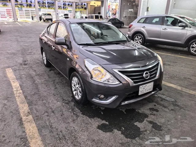 Nissan Sunny 2023