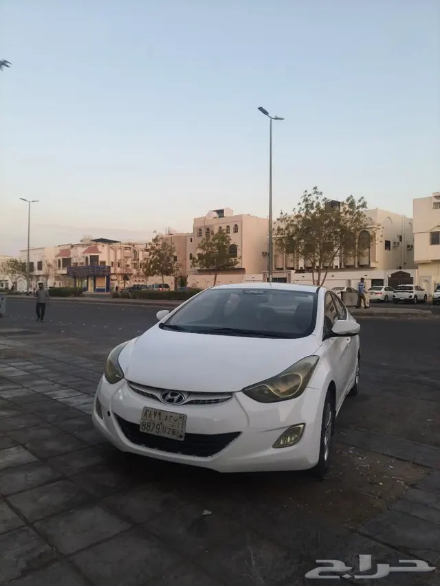 Hyundai Elantra 2012