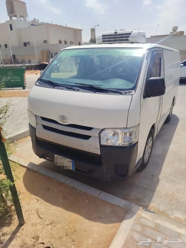 Toyota Hiace 2016