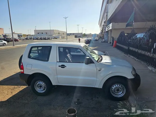 Mitsubishi Pajero 2005