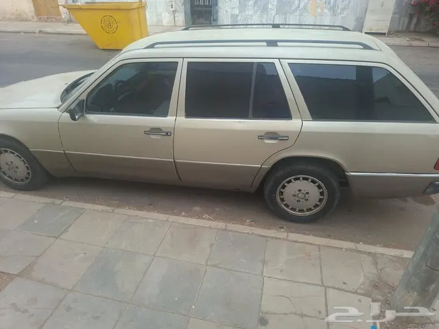 Mercedes-Benz E Class 1990