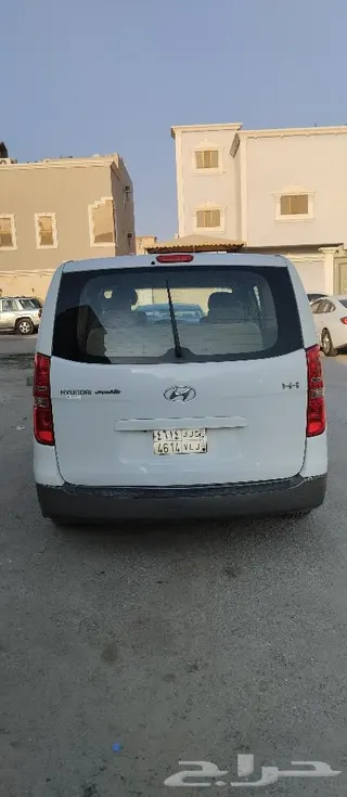 Hyundai H1 2016