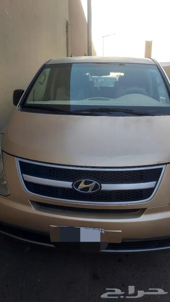 Hyundai H1 2012