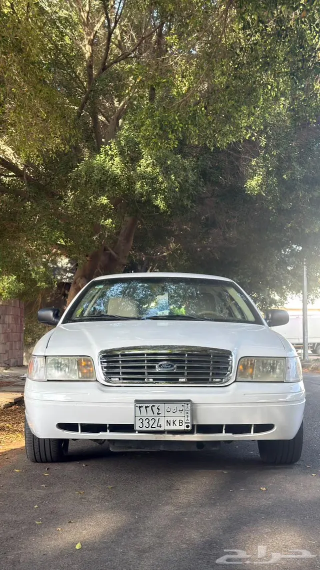 Ford Crown Victoria 2021