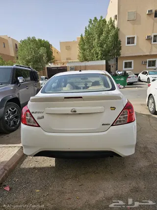 Nissan Sunny 2016
