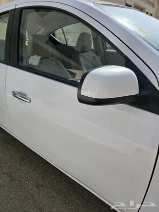 Nissan Sunny 2016