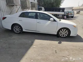 تويوتا افالون 2011