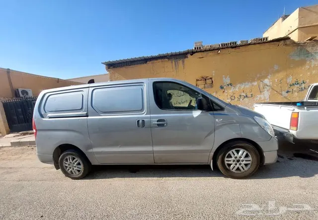 Hyundai H1 2018