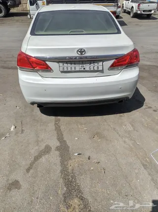 تويوتا افالون 2011