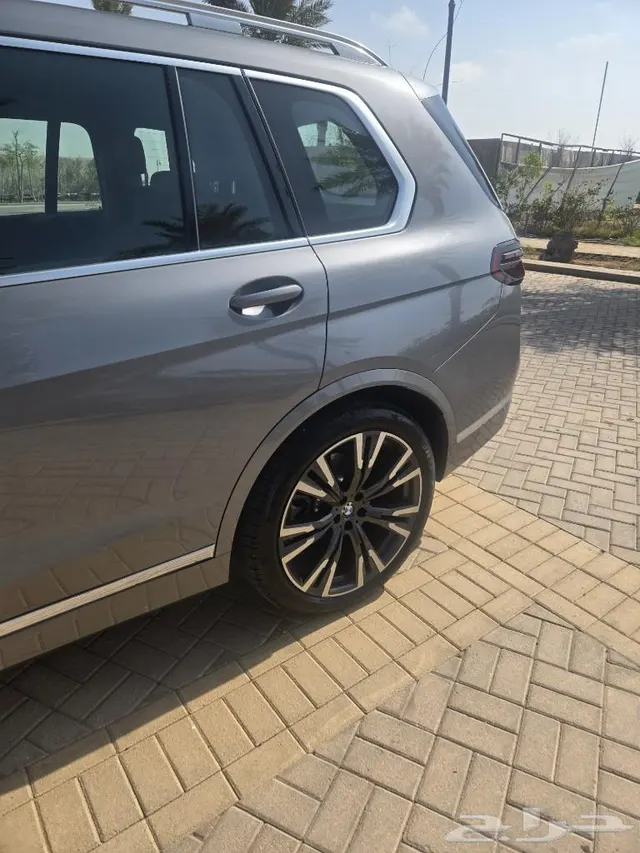 BMW X7 2023