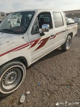 تويوتا هايلكس 2000