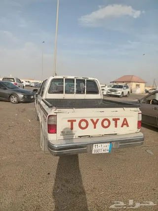 تويوتا هايلكس 2000