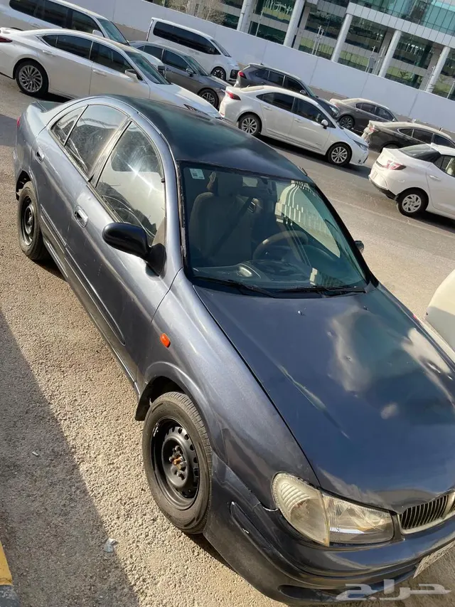 Nissan Sunny 2005