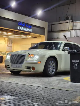 كرايسلر 300 2005