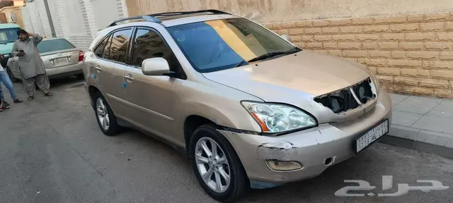 لكزس آر إس 350