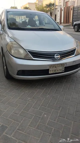 Nissan Tiida 2011