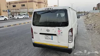 تويوتا هايس 2005