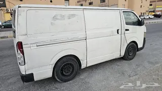 تويوتا هايس 2005