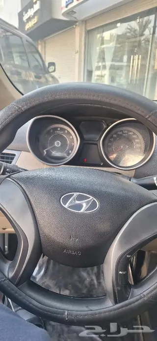 Hyundai Elantra 2015 — Haraj