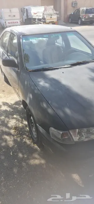 نيسان صني 2000