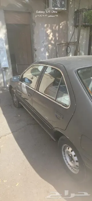 نيسان صني 2000