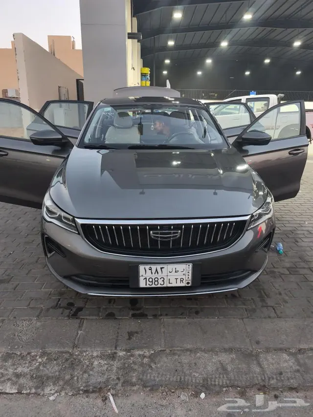 Geely Emgrand 2024