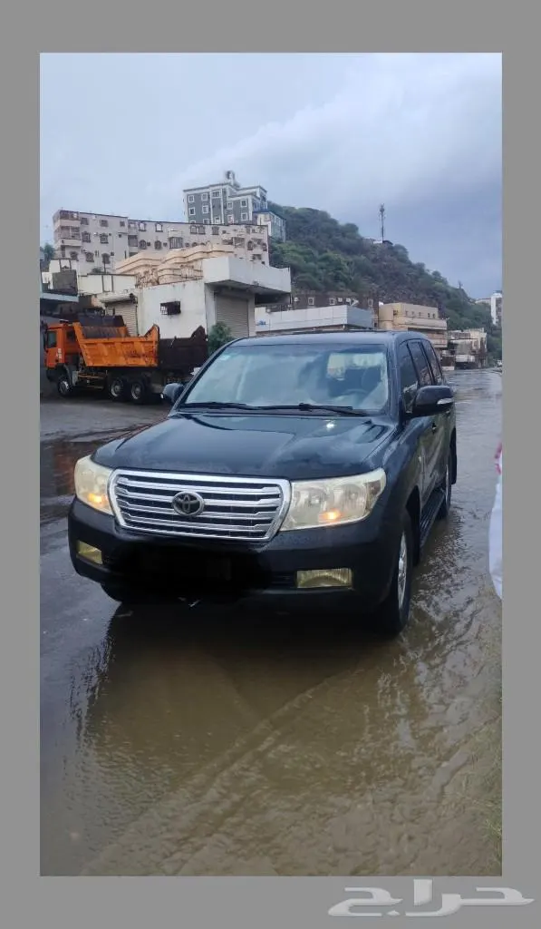 Toyota Land Cruiser 2011