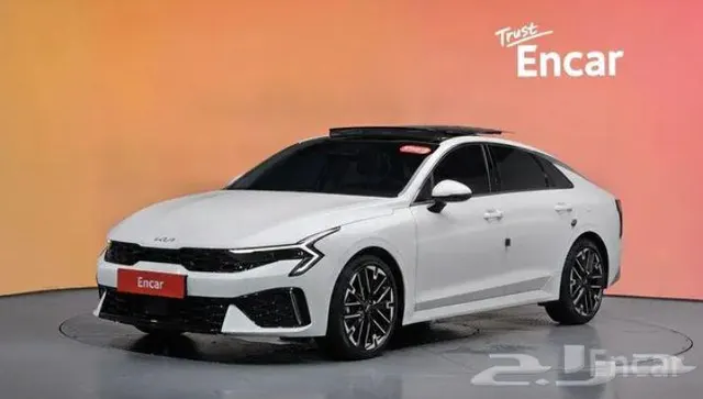 Kia K5 2025