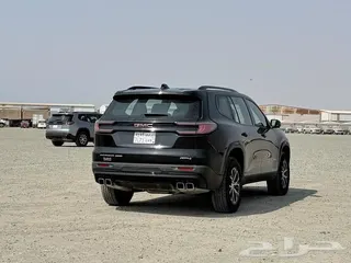 جي إم سي اكاديا AT4 2025